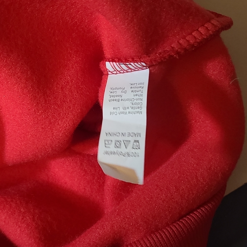 Red Christmas With My Gnomies Holiday Festive Sweatshirt Womens Medium - Picture 4 of 10